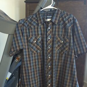 Wrangler Men's Brown and Blue Checkered Shirt